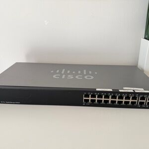 Cisco SG300-20 20-Port Gigabit Managed Switch Rackmount